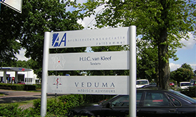 Bewegwijzeringsportalen aluminium